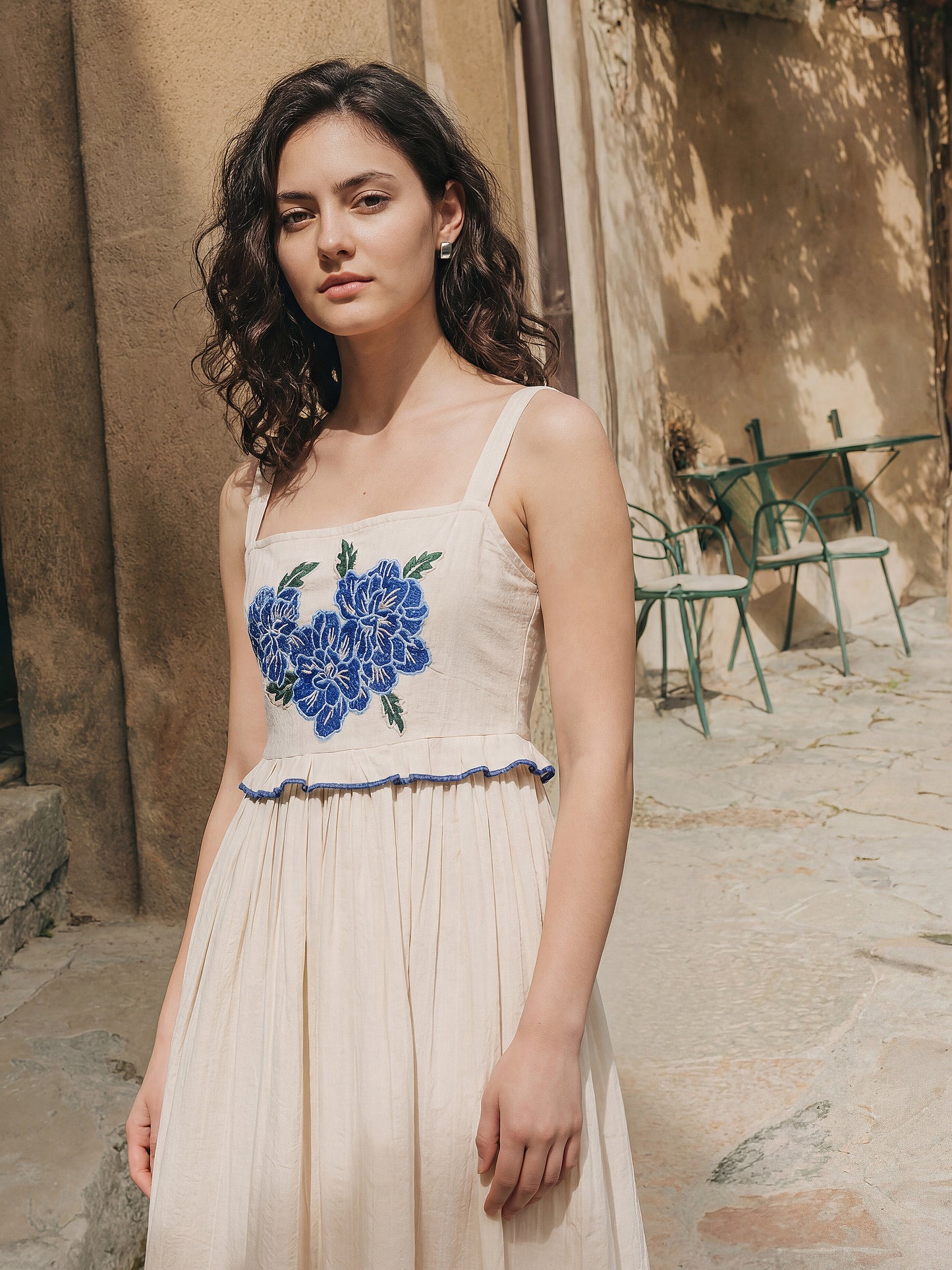 Fit & Flared Midi Sleeveless Square Solid Dress