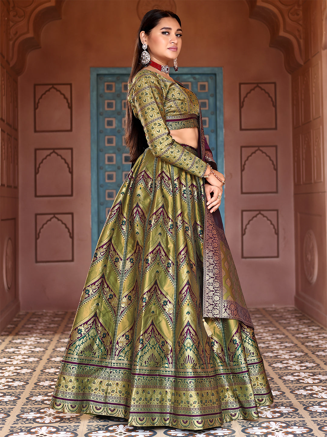 MEHNDI