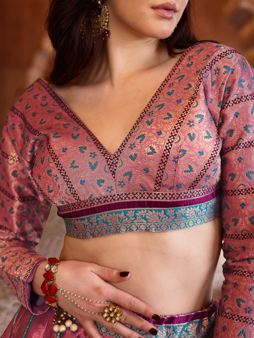 Double-Shaded Pink Lehenga Choli With Zari Woven Motifs