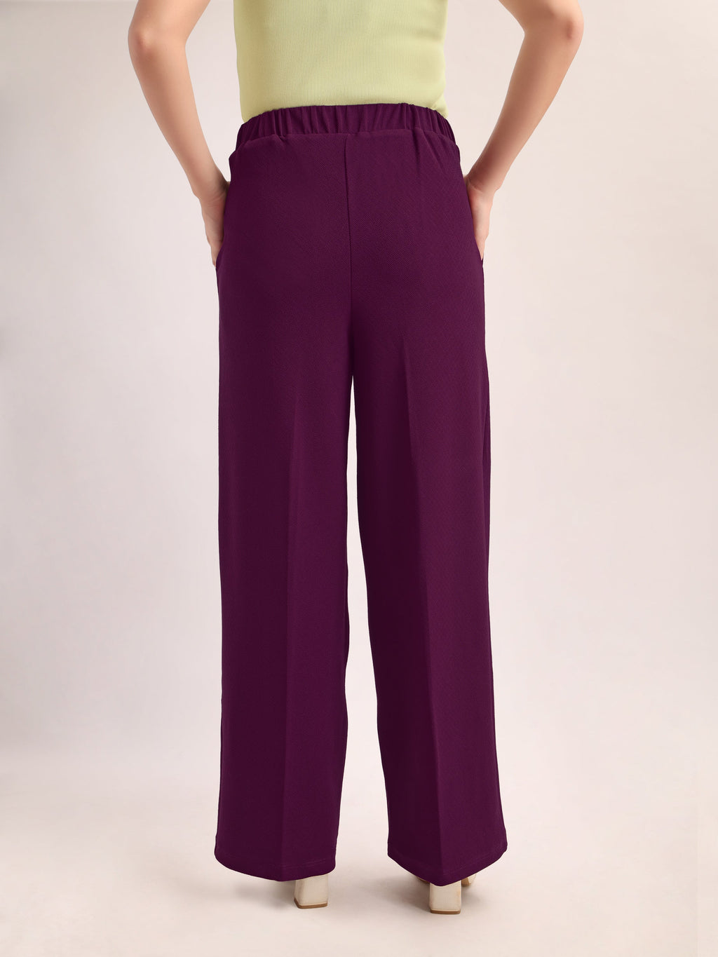 Relaxed Below Knee Solid Trouser