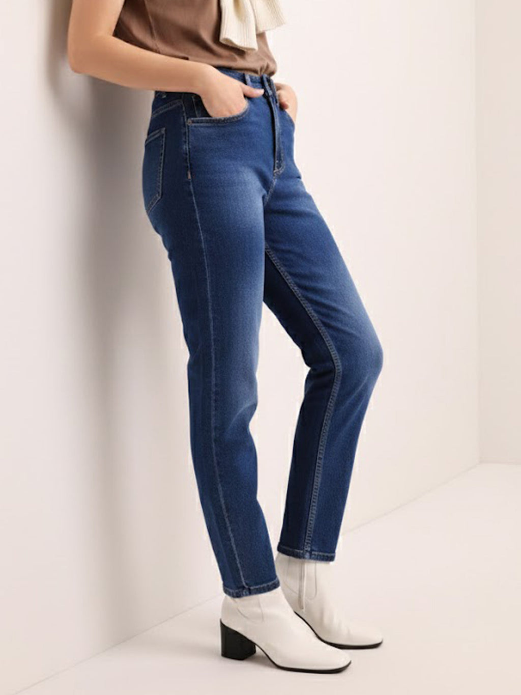 Below Knee Slim Fit Regular Jeans