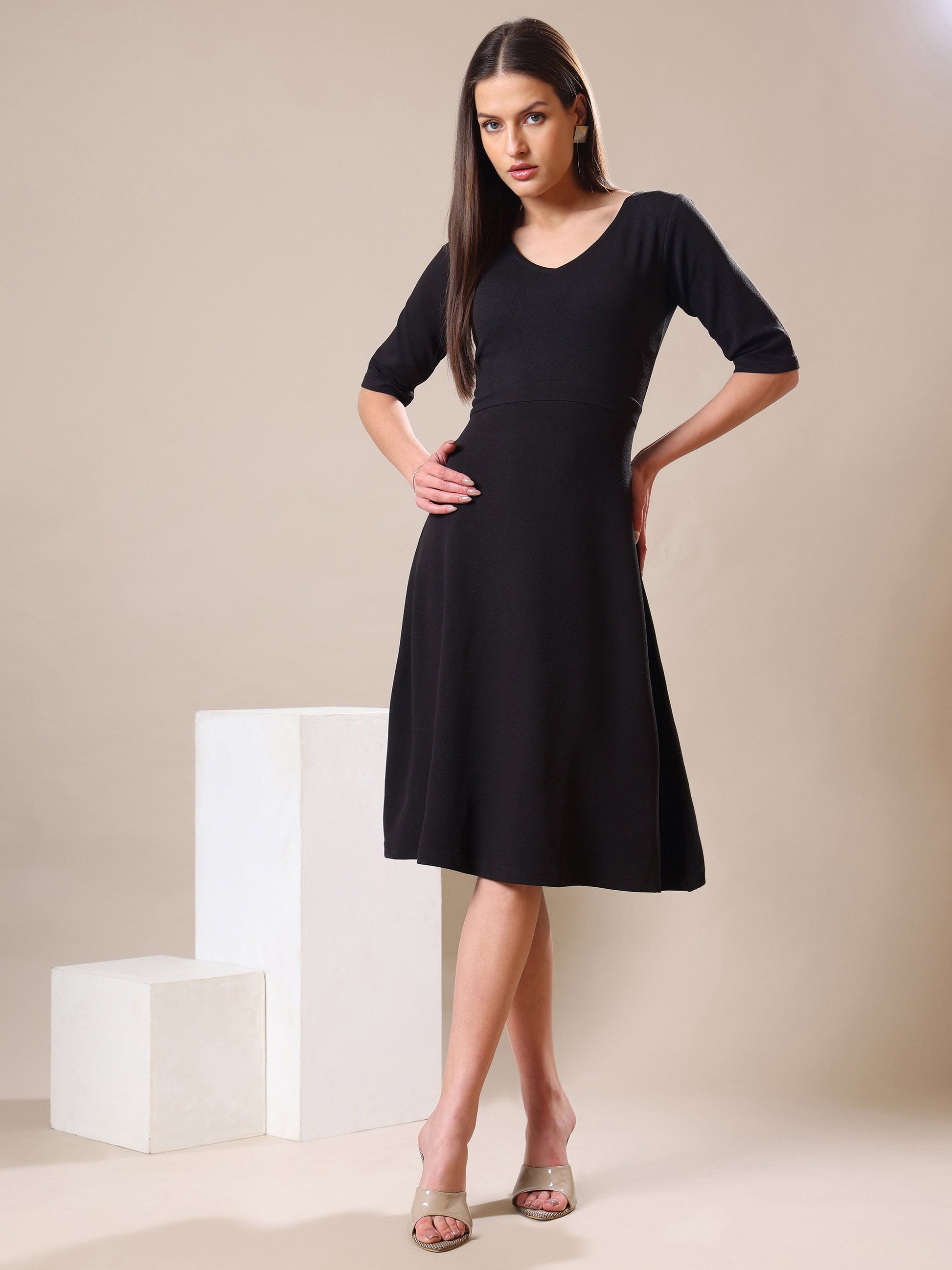 Knee Length Elbow Sleeve Solid Dress