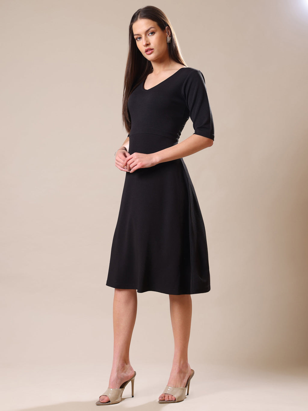 Knee Length Elbow Sleeve Solid Dress