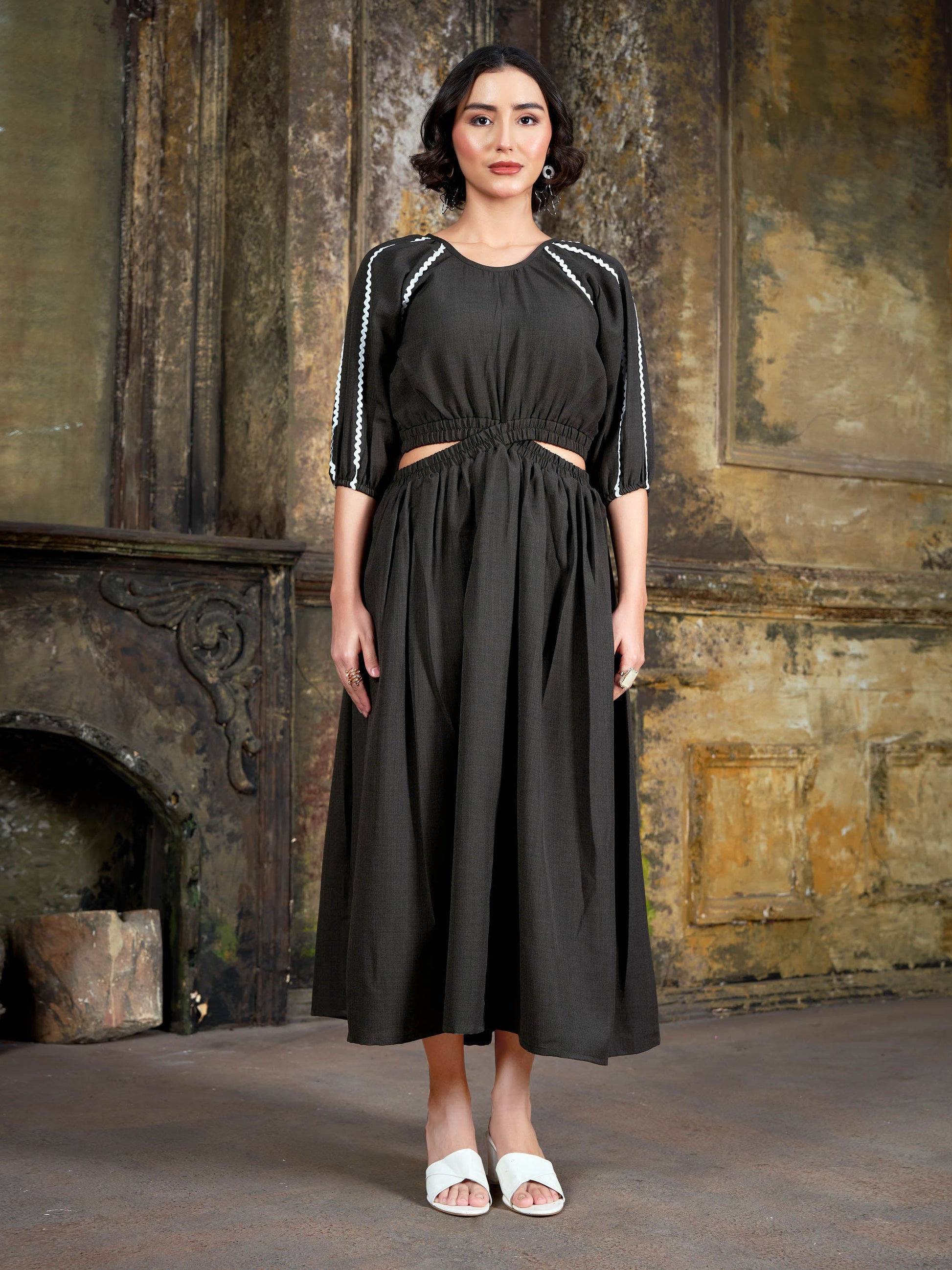 Puff Sleeve Solid Midi length Dress