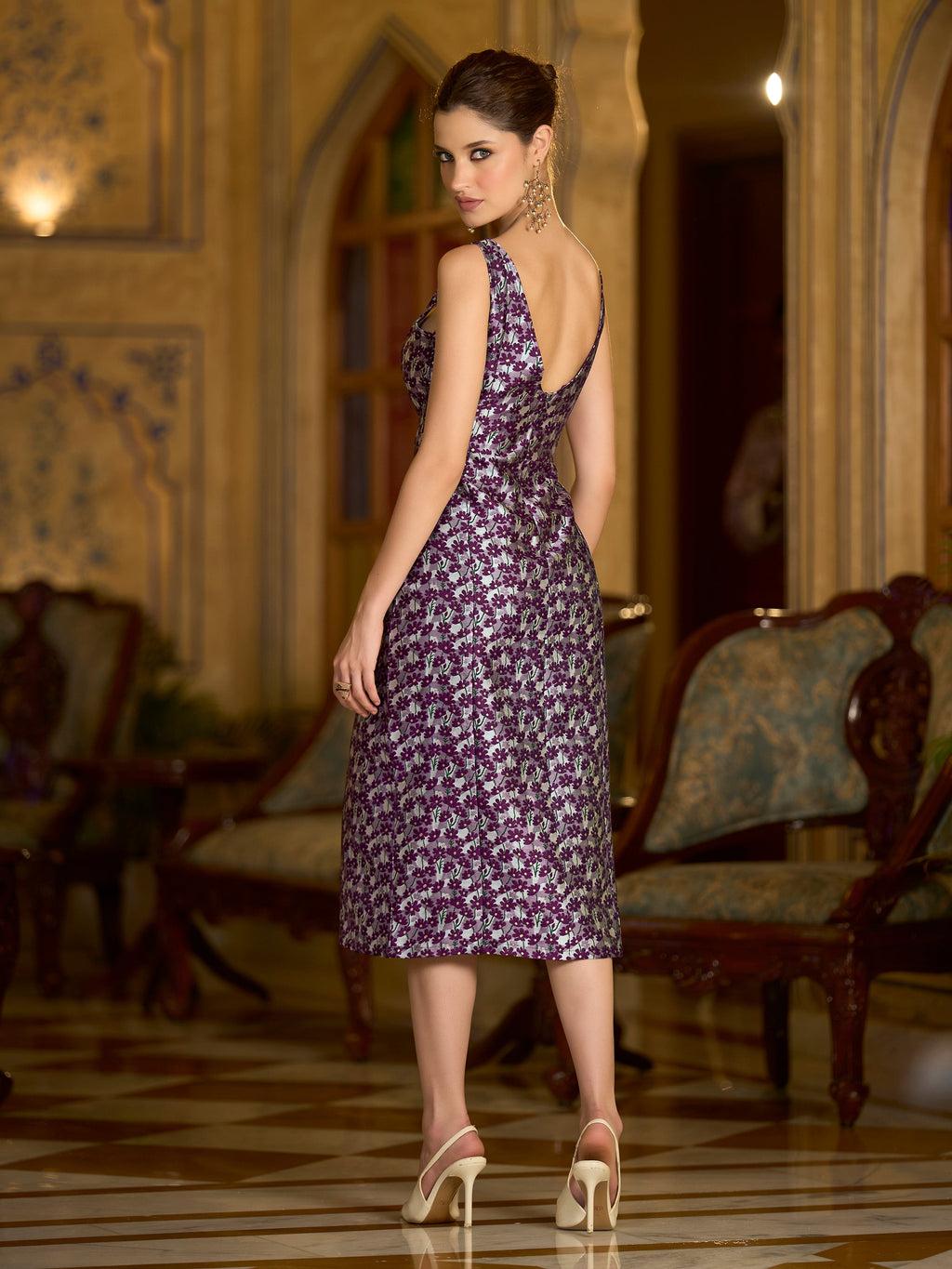 Women Bodycon Midi Sleeveless Square Emblished Dress