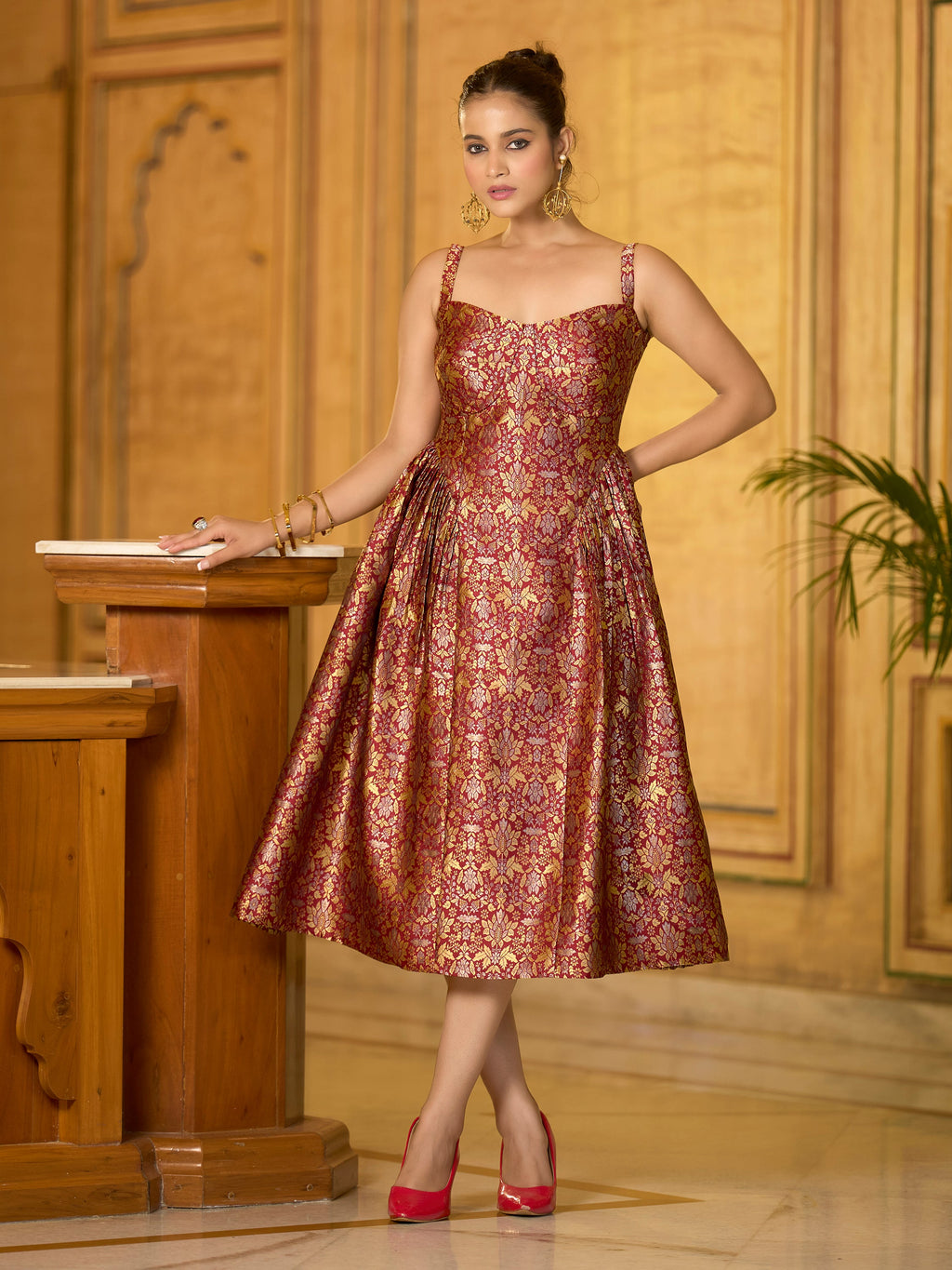 Sleeveless Emblished Midi Length Dress