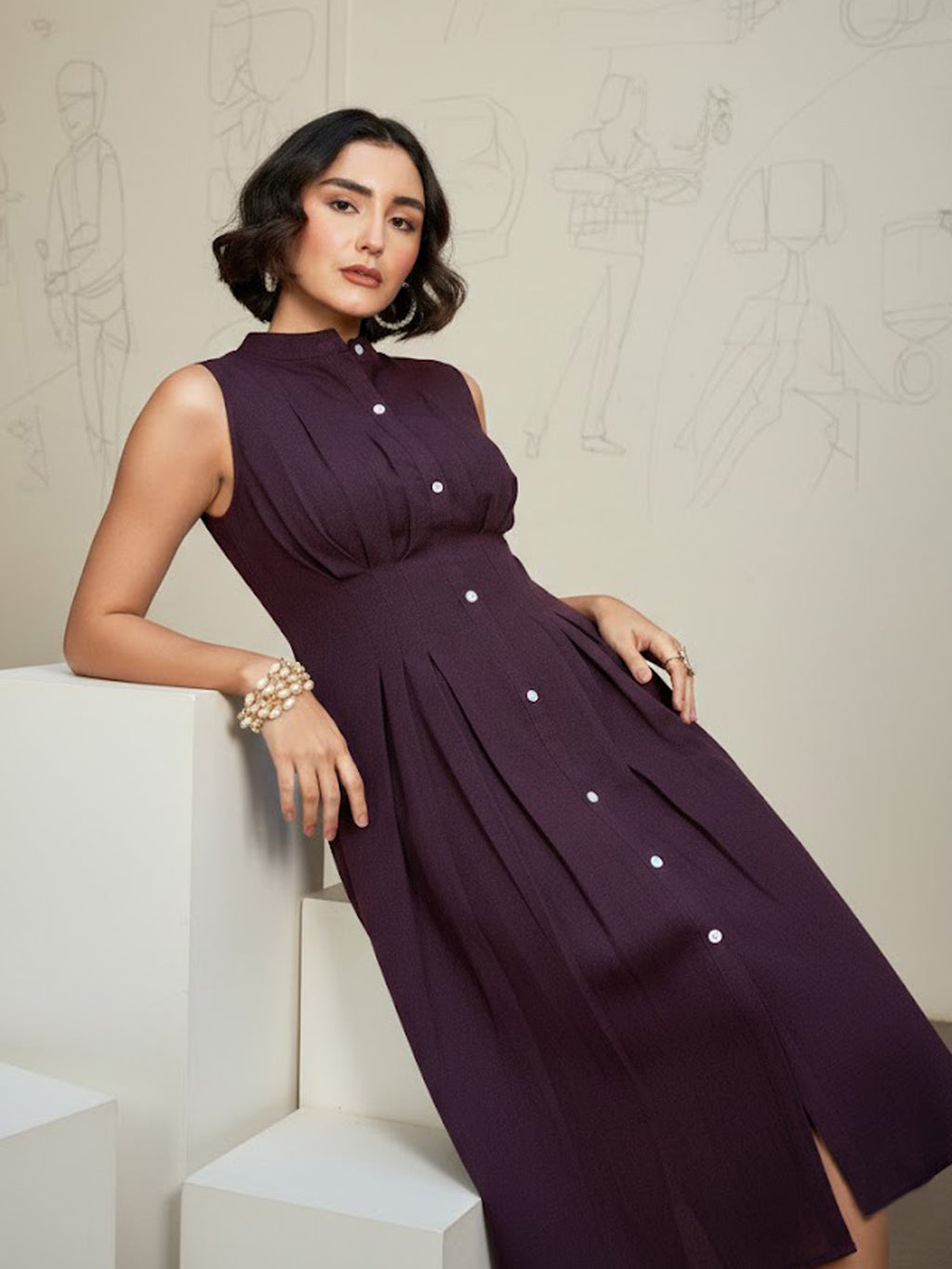 Knee Length Sleeveless Solid Dress