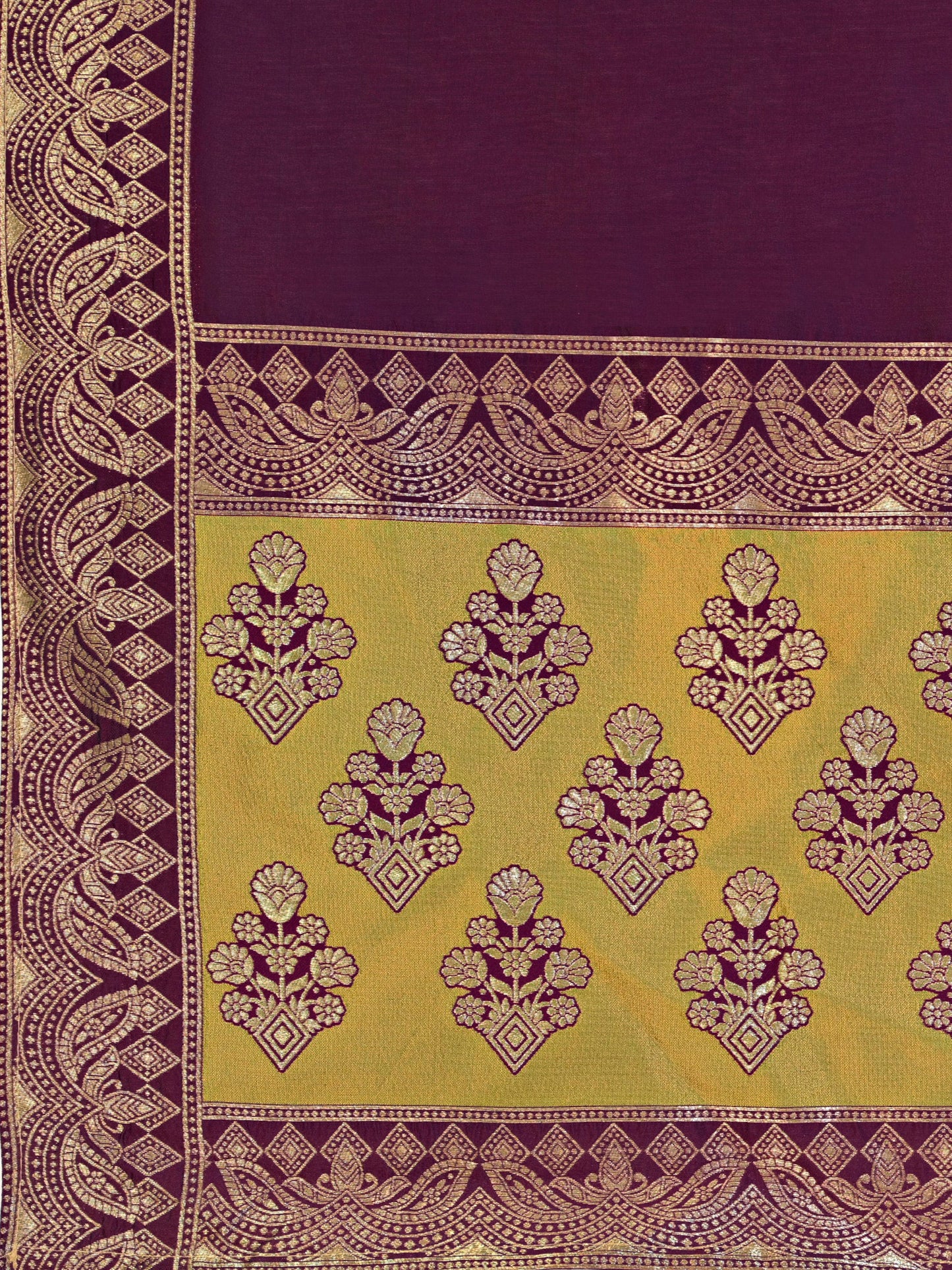 Nazm-Mehndi Mehndi Lehenga Choli