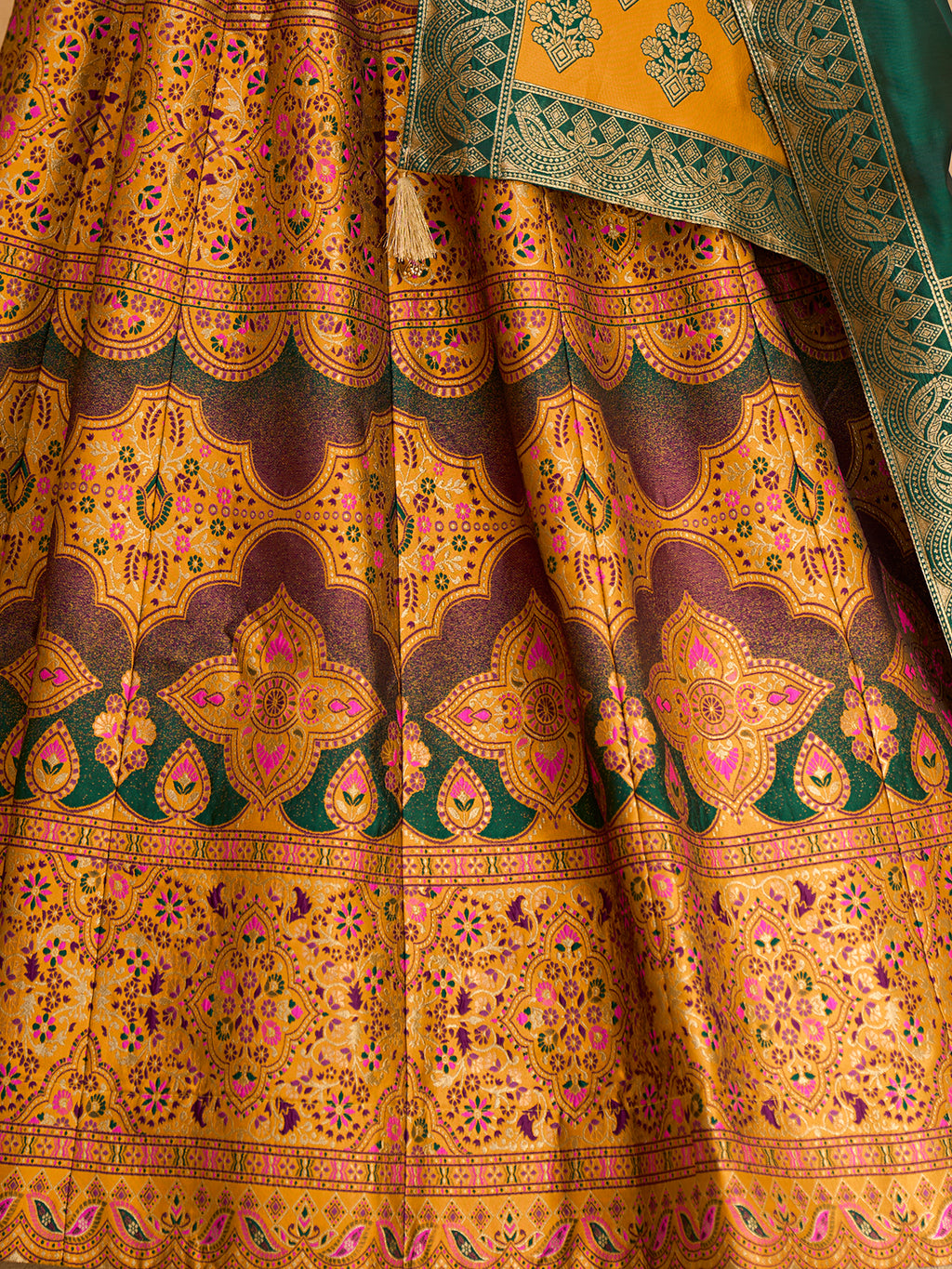 Women's Yellow Kanjiwaram Lehengas