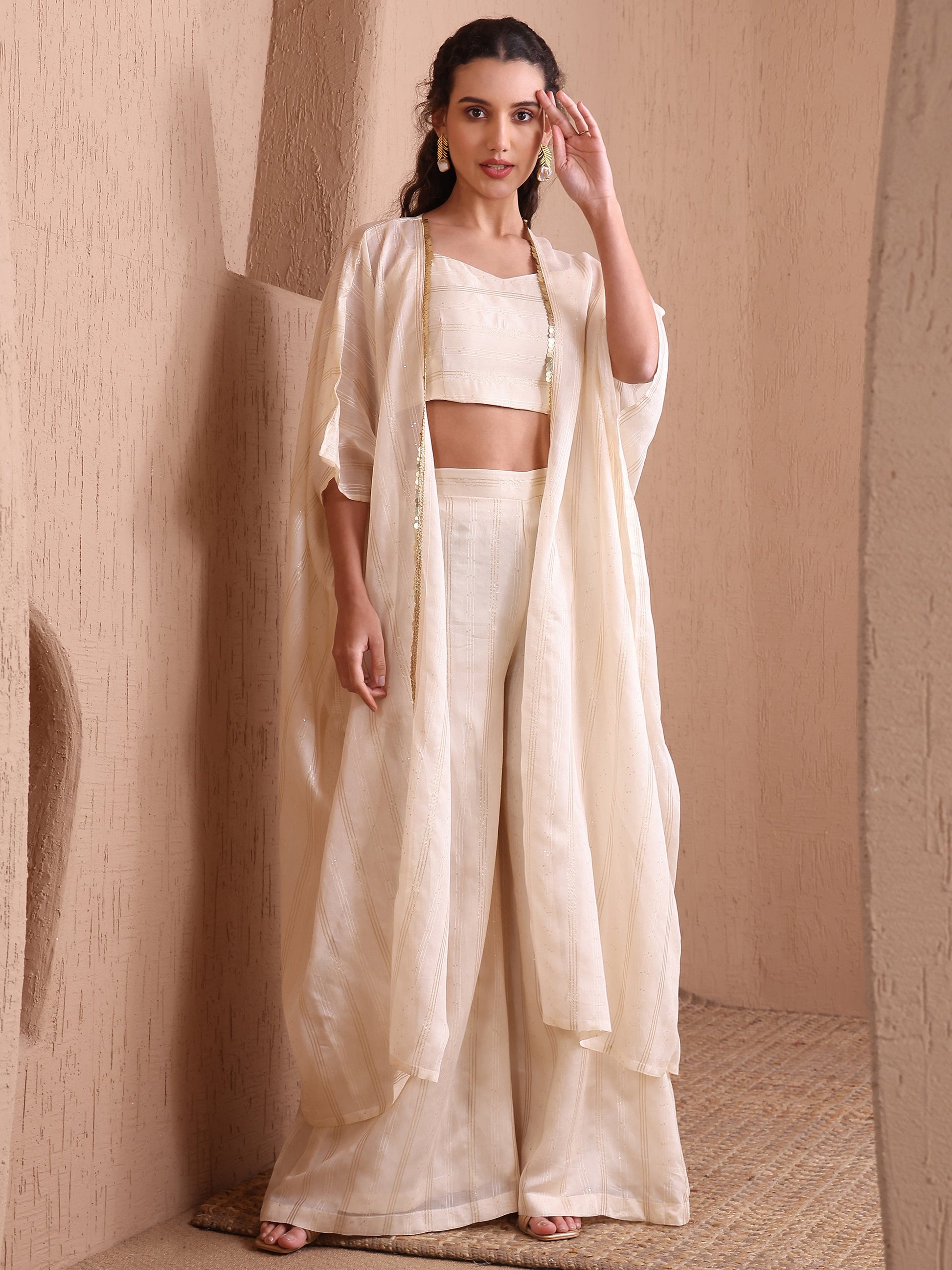 Women's Off White Pure Viscose Sweetheart Ethenic Co-Ords