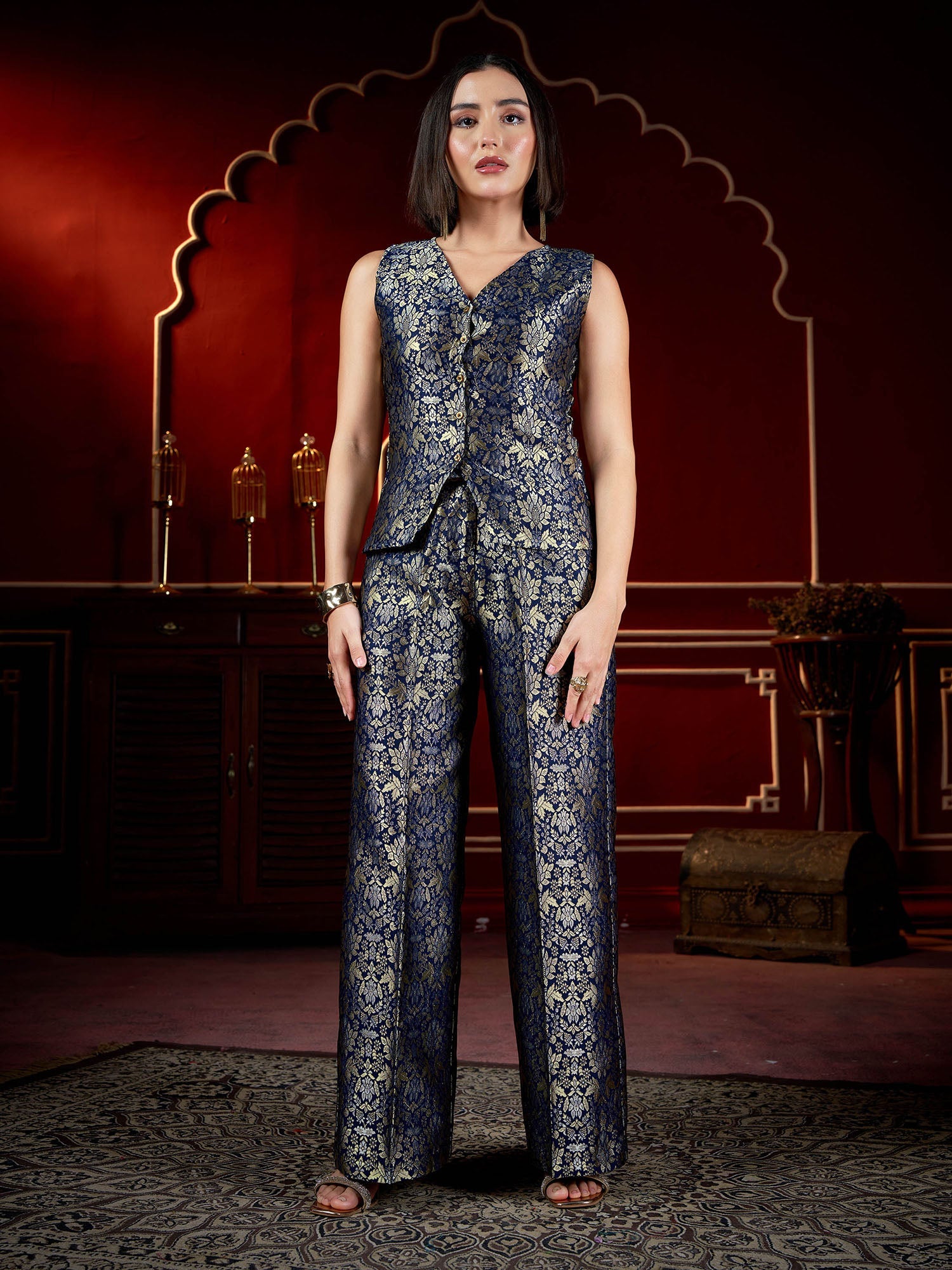 V- Neck Polyester Sleeves Co-ords Set