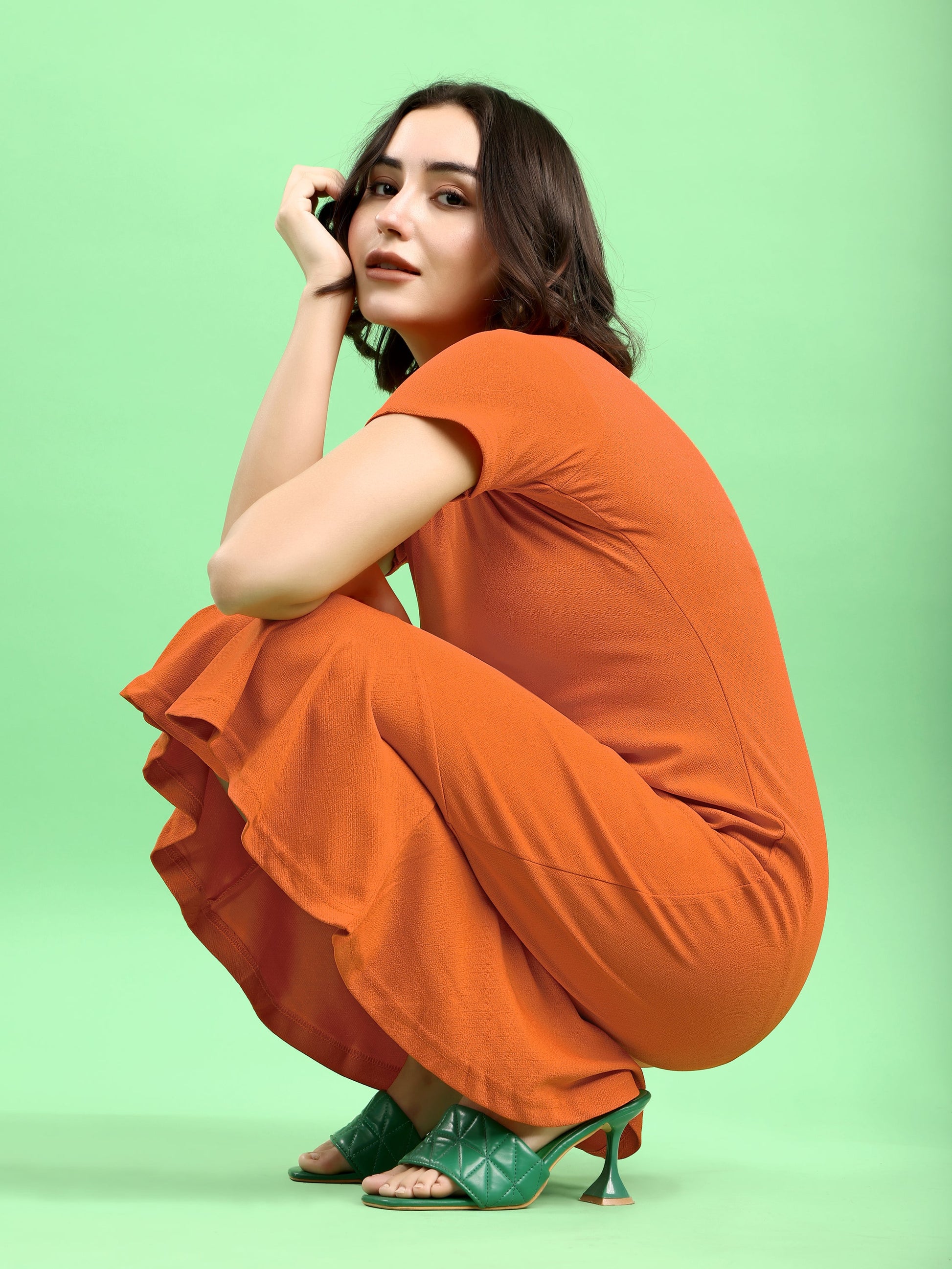 Bodycon Knee Length Regular Sleeves Round Neck Solid Dress