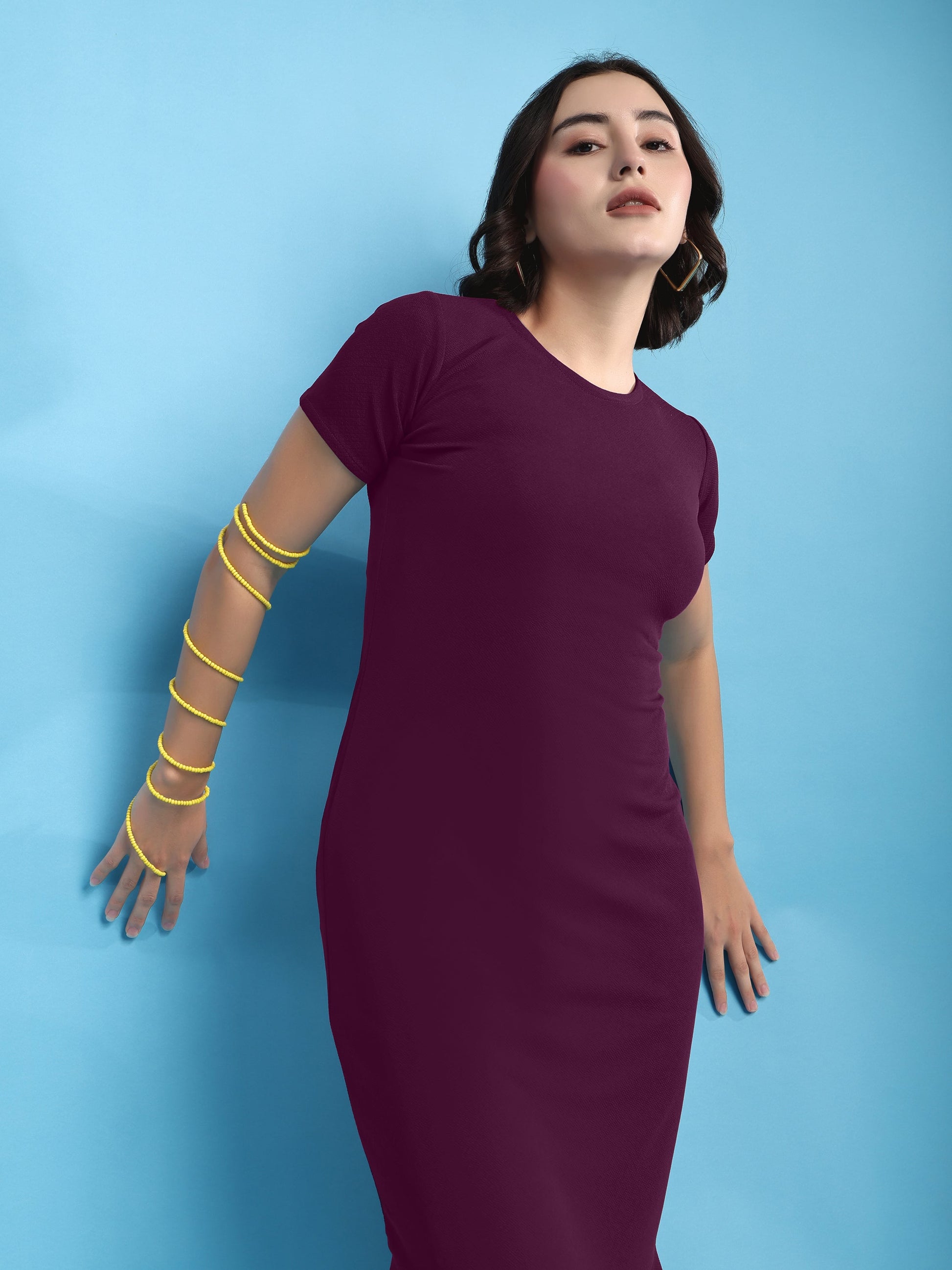 Bodycon Knee Length Regular Sleeves Round Neck Solid Dress