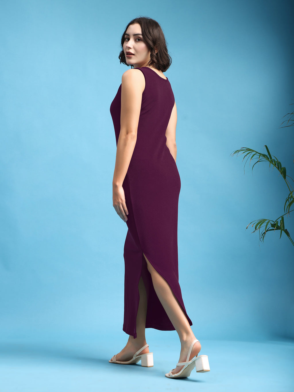 Bodycon Maxi Length Sleeveless Round Neck Solid Dress