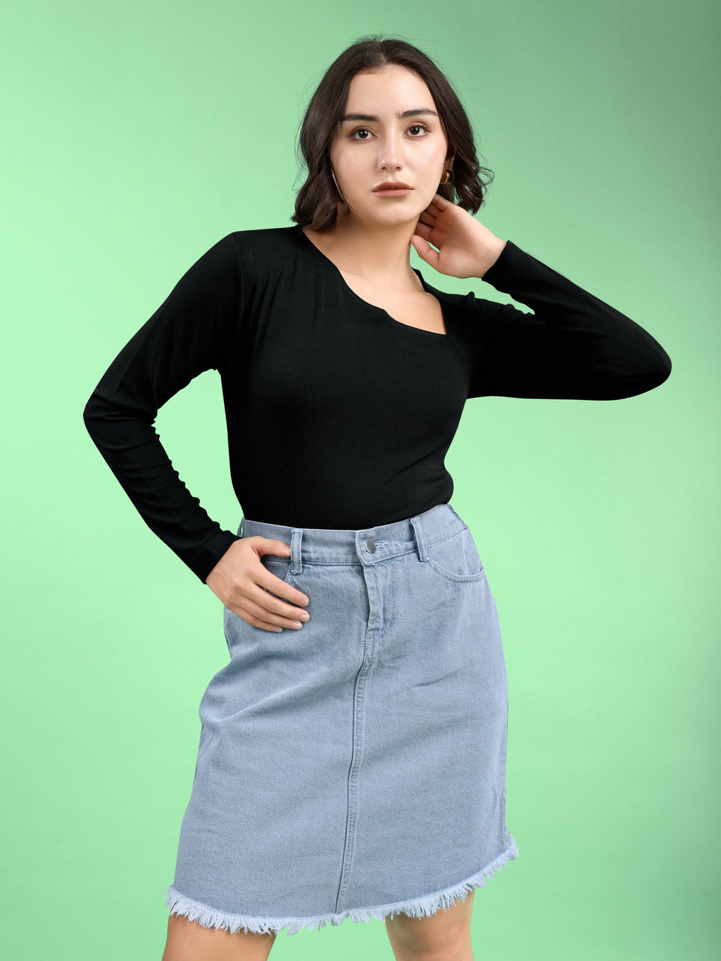 Women Fitted Tee Full Sleeve Asymmetric Straight Solid Top