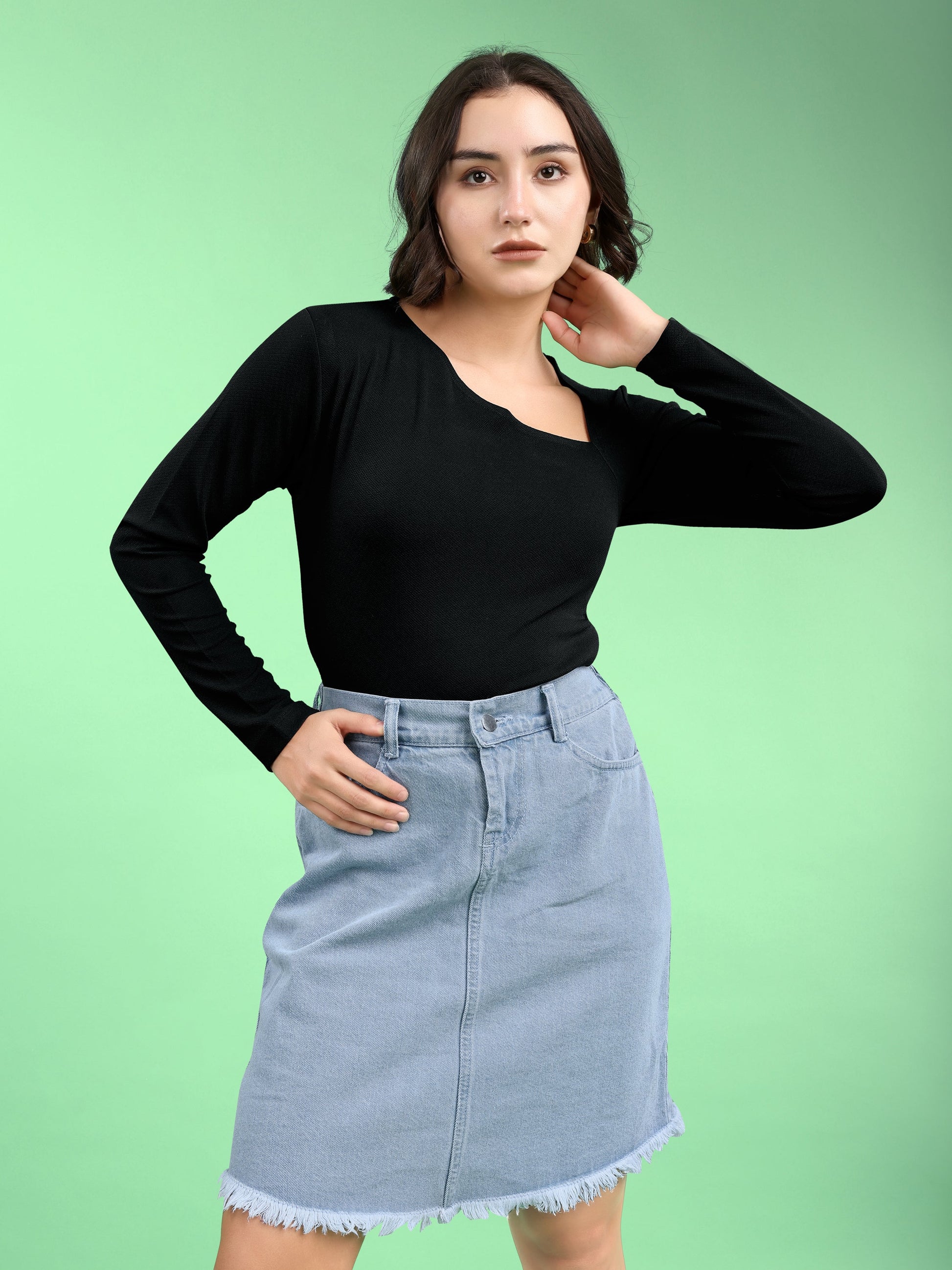 Women Fitted Tee Full Sleeve Asymmetric Straight Solid Top