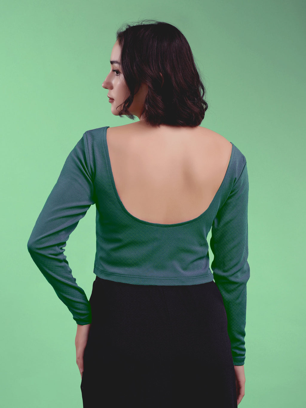 Women Slim Fit Full Sleeve Round Straight Solid Top