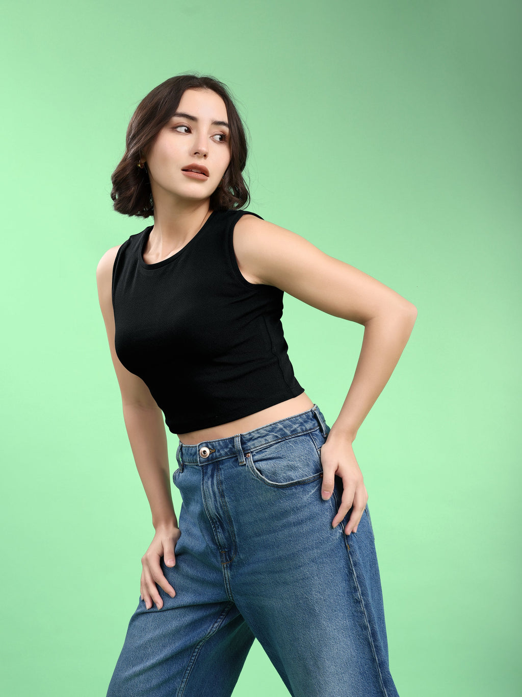 Women Crop Top Sleeveless Round Straight Solid Top