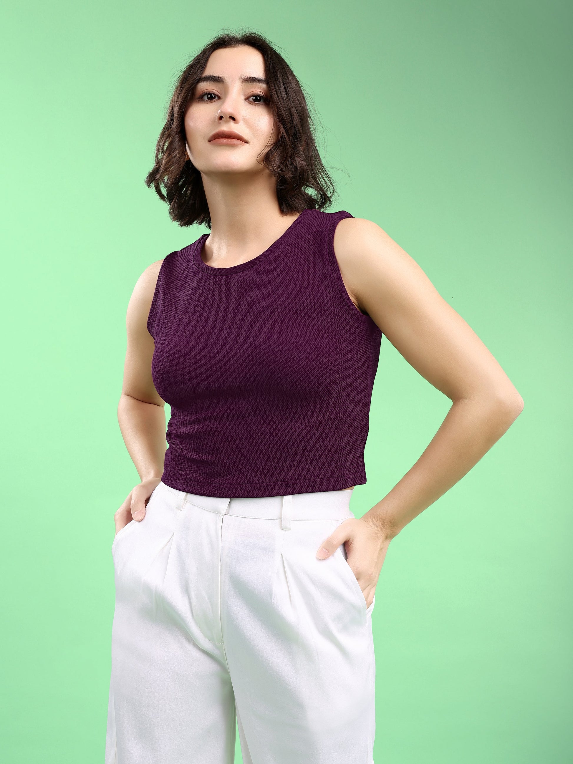 Women Crop Top Sleeveless Round Straight Solid Top