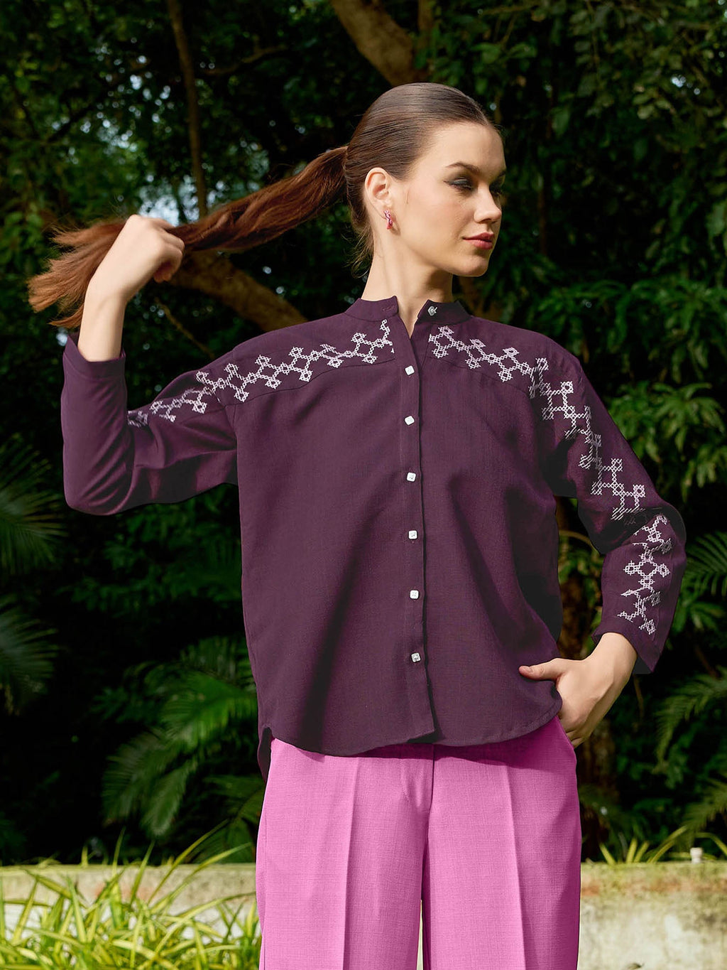 Women Shirt Style Stylished Mandarin Collar Emblished Round Embroidary Top