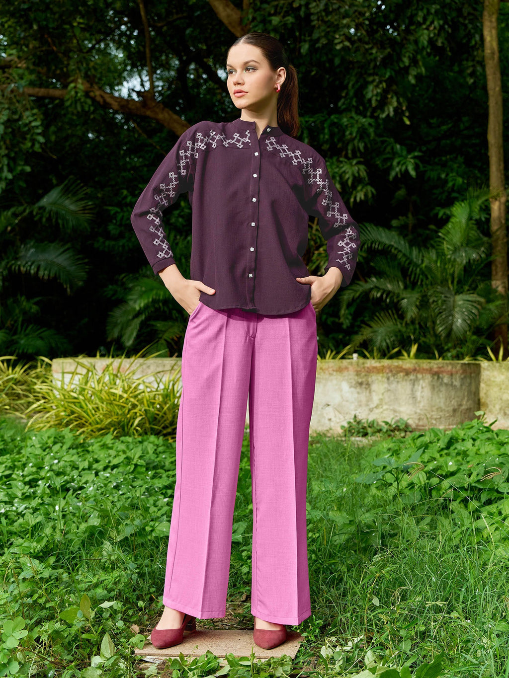 Women Shirt Style Stylished Mandarin Collar Emblished Round Embroidary Top