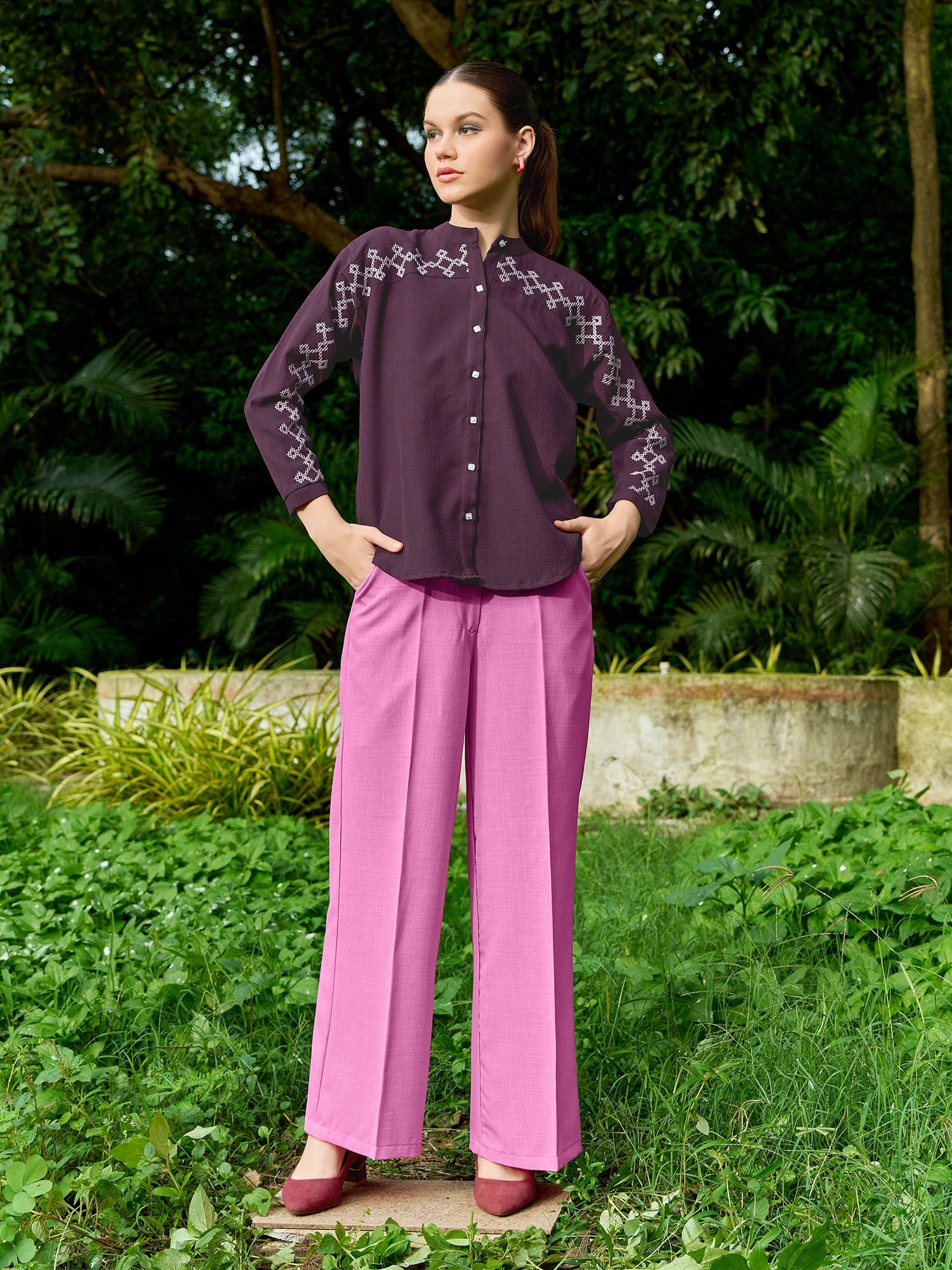 Women Shirt Style Stylished Mandarin Collar Emblished Round Embroidary Top