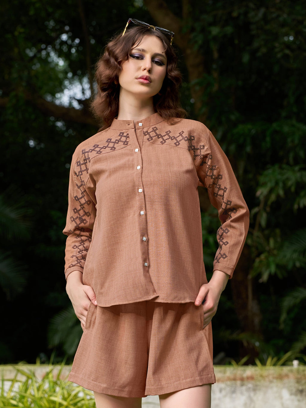 Women Shirt Style Stylished Mandarin Collar Emblished Round Embroidary Top