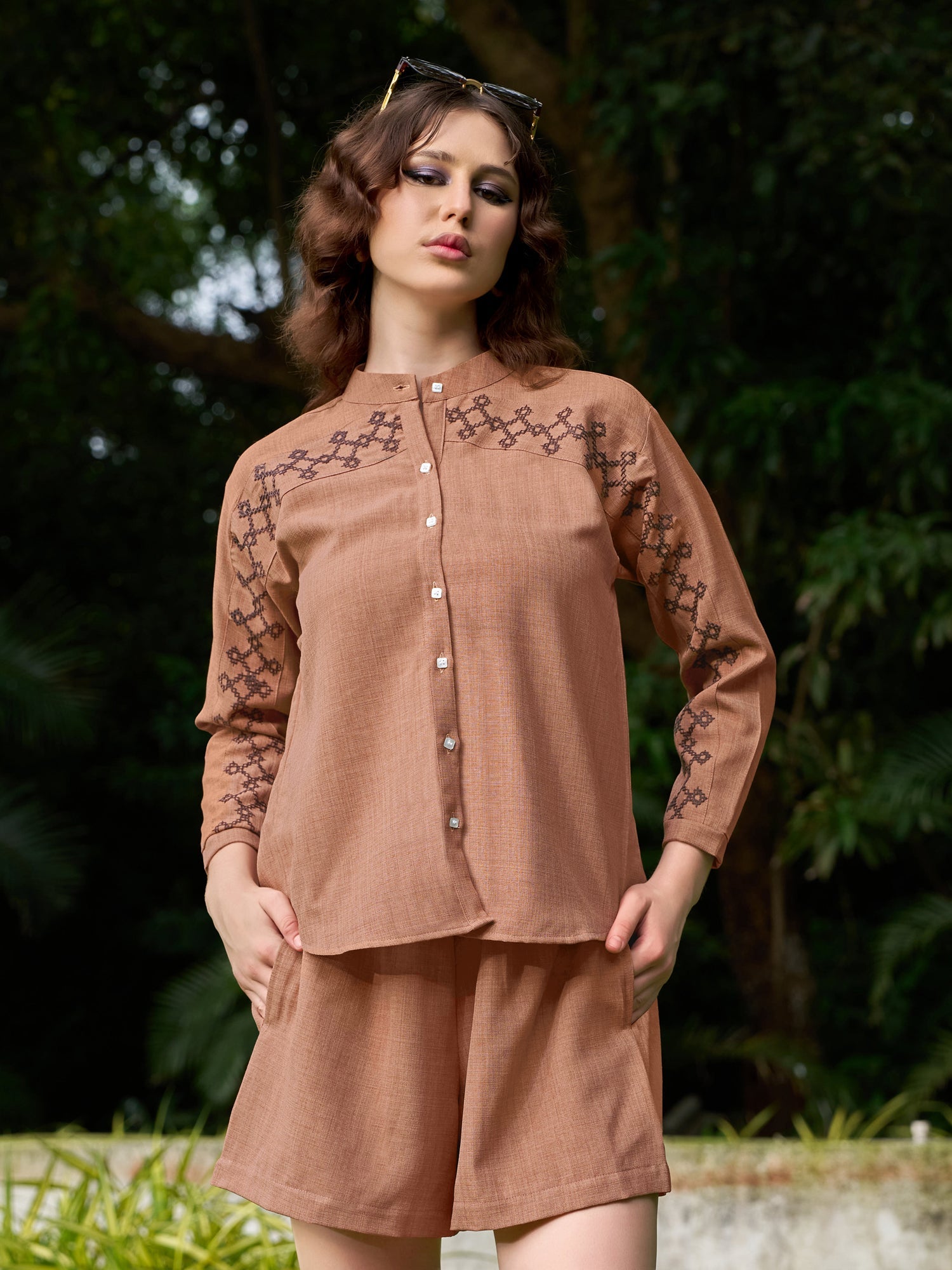 Women Shirt Style Stylished Mandarin Collar Emblished Round Embroidary Top