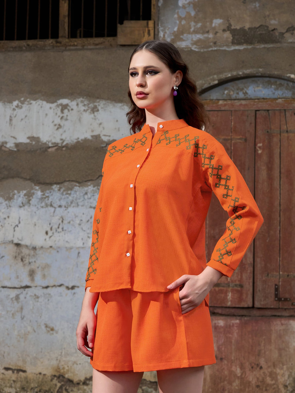 Women Shirt Style Stylished Mandarin Collar Emblished Round Embroidary Top