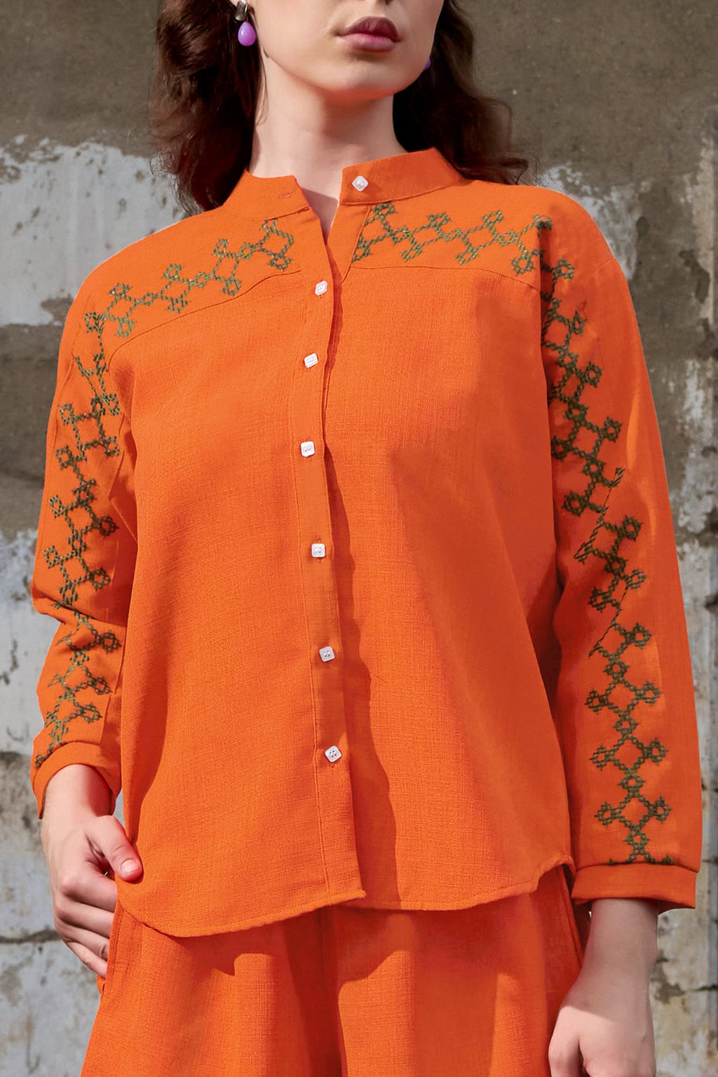 Women Shirt Style Stylished Mandarin Collar Emblished Round Embroidary Top
