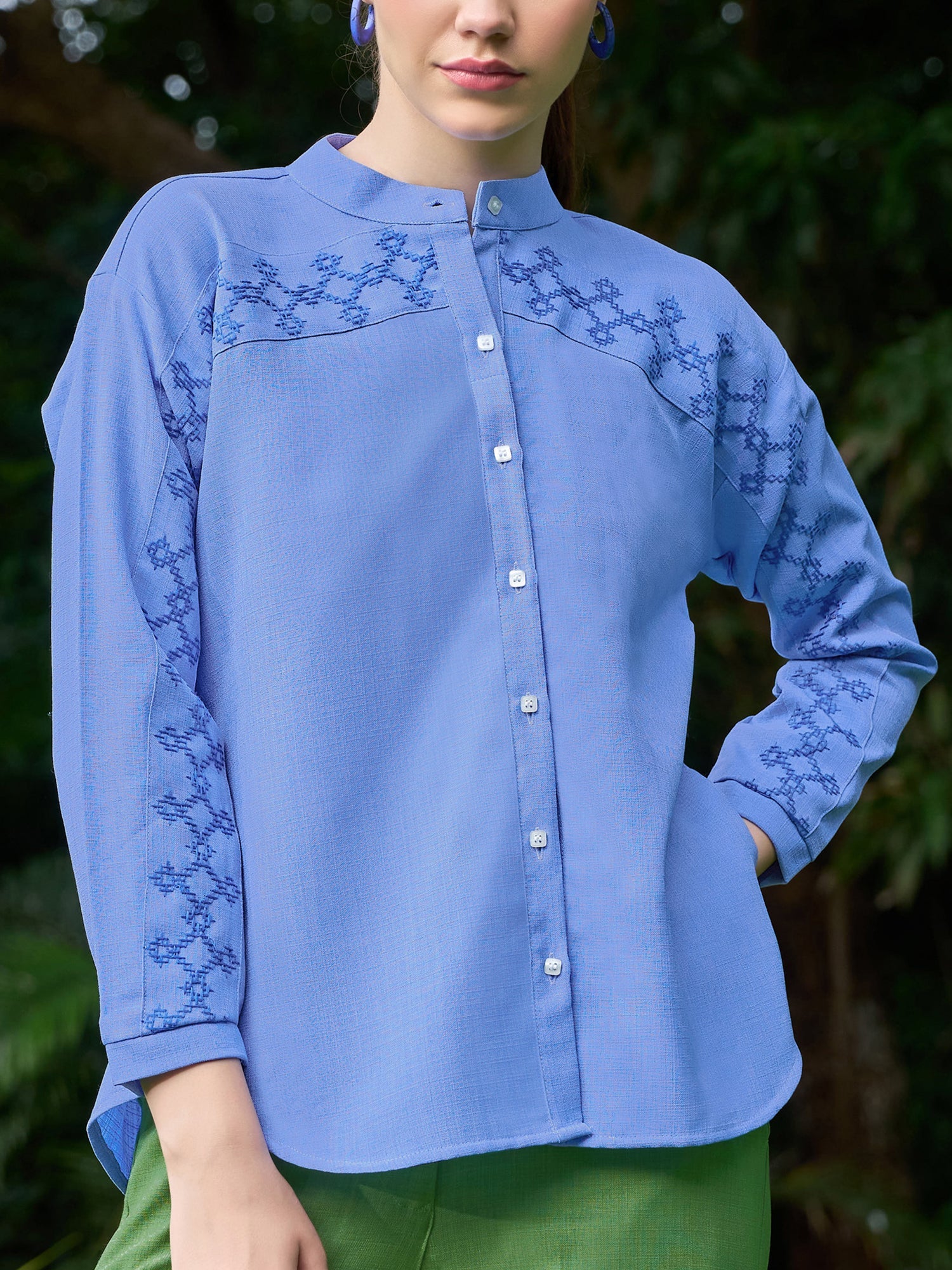 Women Shirt Style Stylished Mandarin Collar Emblished Round Embroidary Top