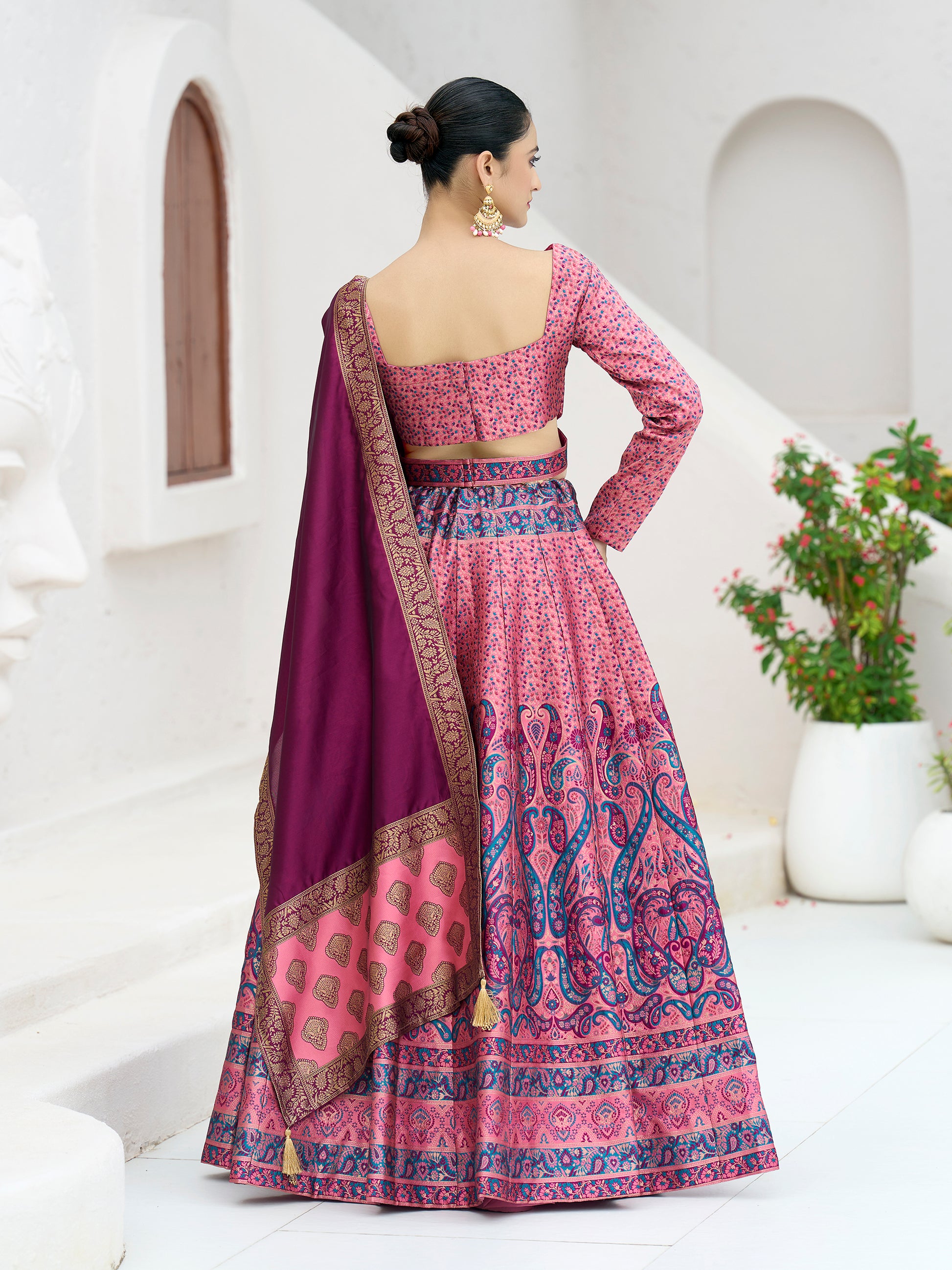 Women's Pink Kanjiwaram Lehengas