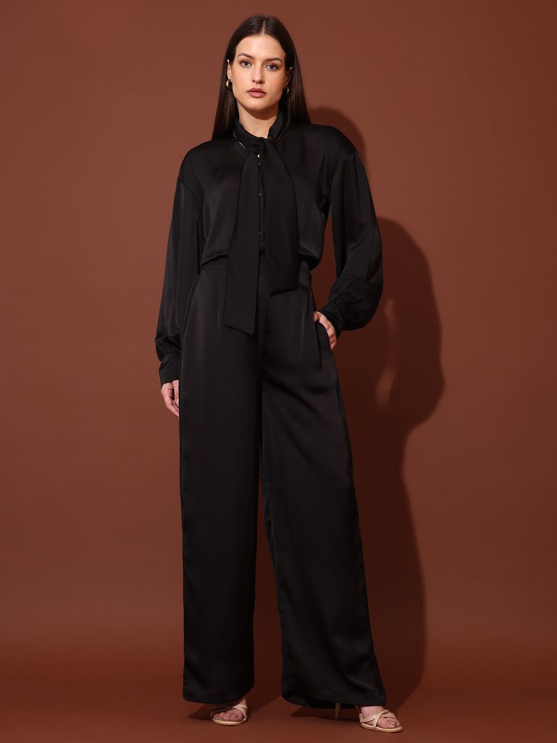 Women's Black Solid Silk Blend Tie-Up Stylized Co-Ords