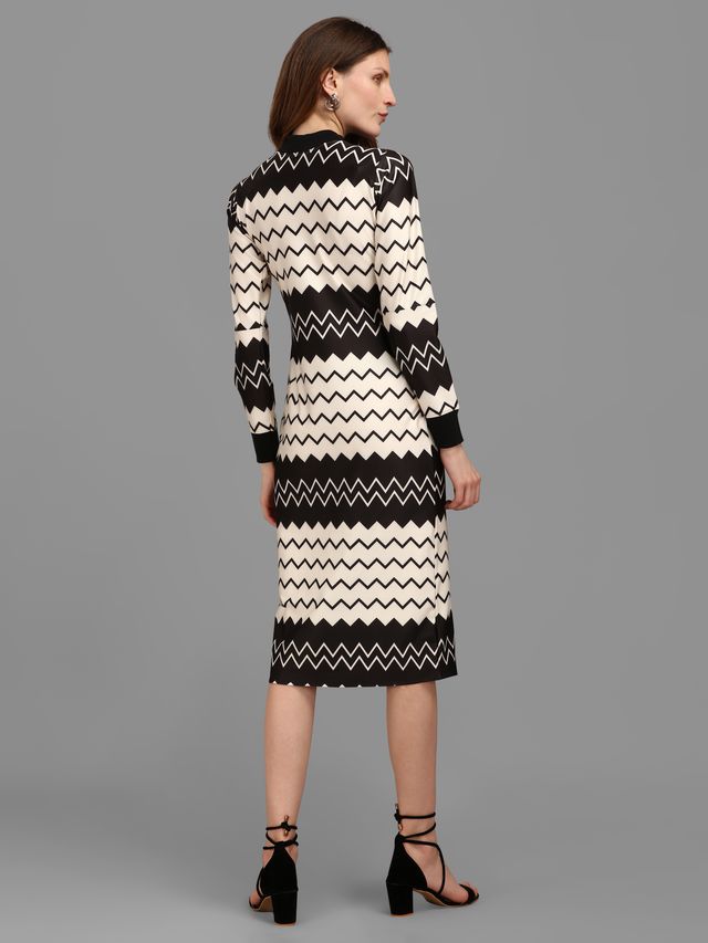 Women Beige and Black Bodycon Dress