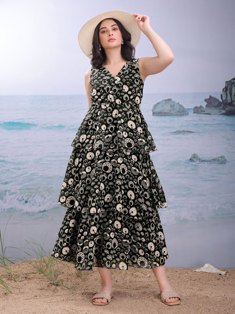 Women's Green Fit & Flared Maxi Sleeveless Dress