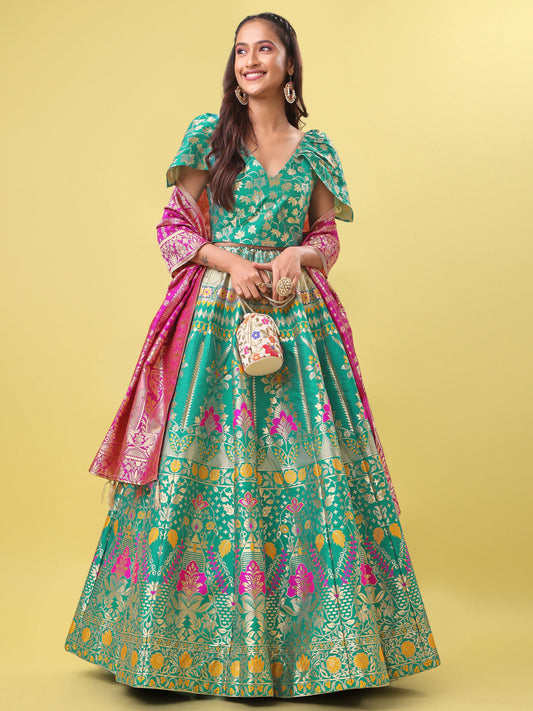 Women Green Embellished  Lehenga