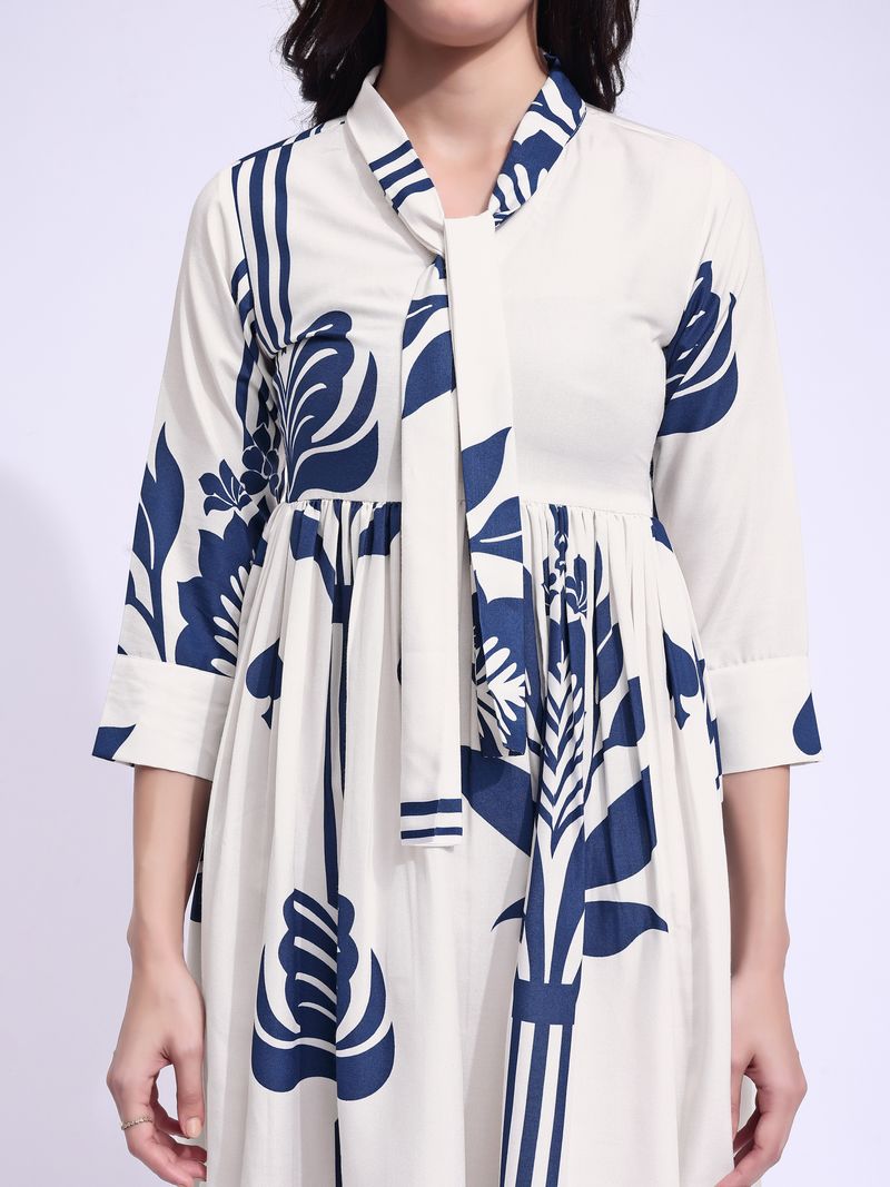 Women's Off White Fit & Flared Midi Regular Sleevee Dress