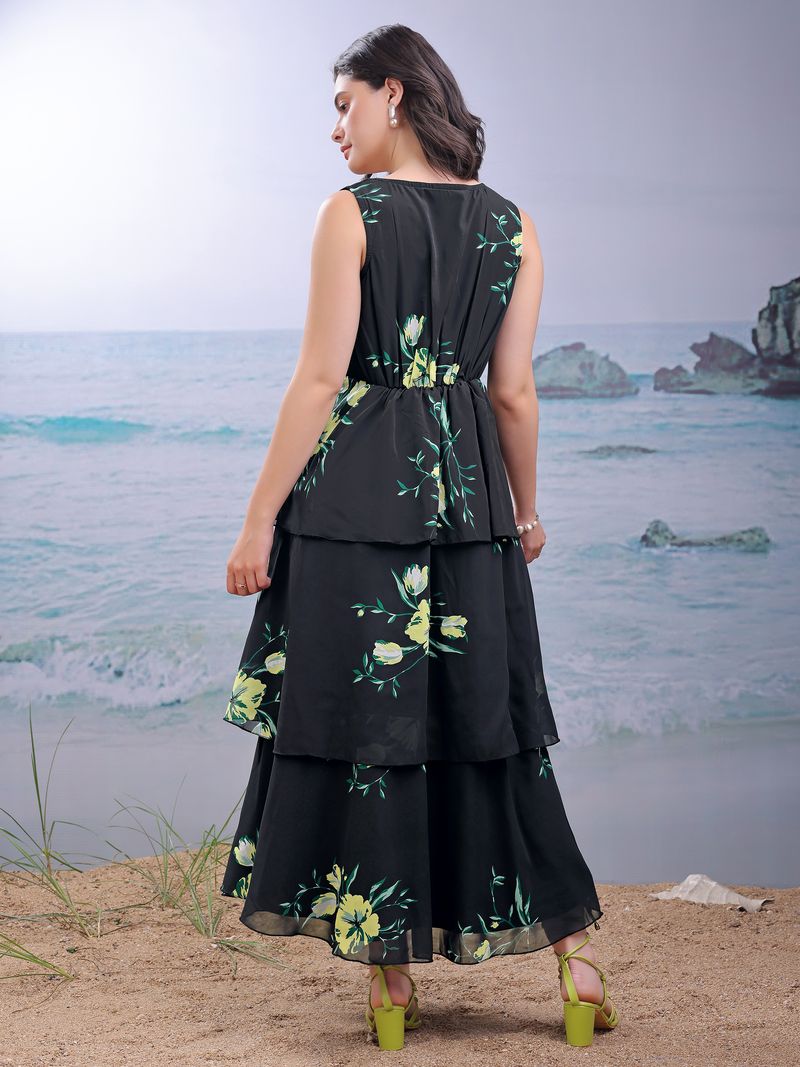 Women's Black Fit & Flared Maxi Sleeveless Dress