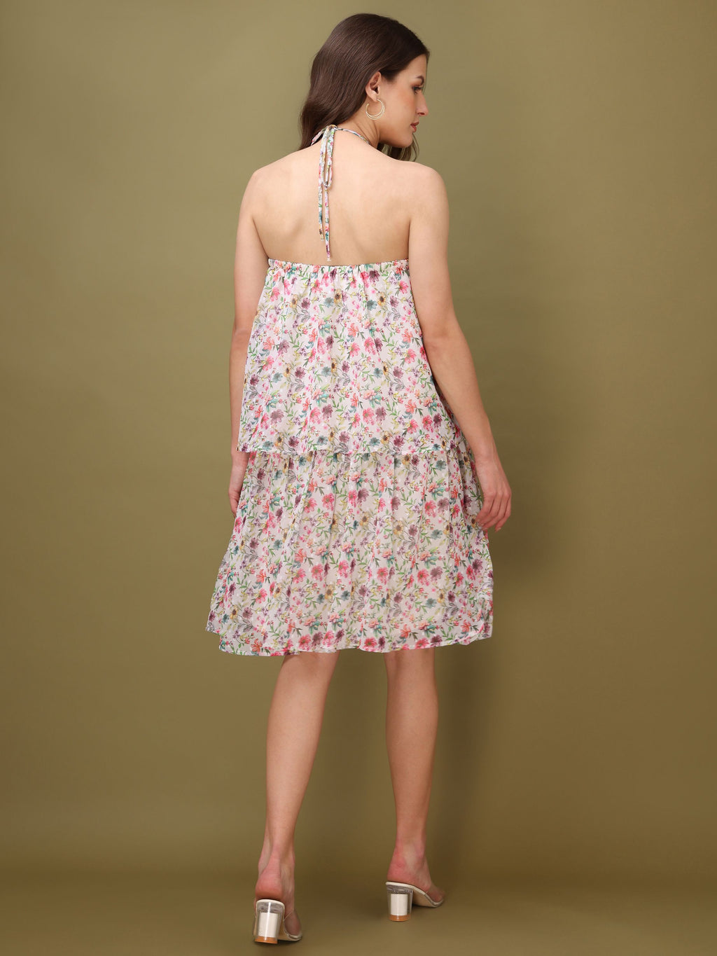 Women Hlater Neck Sleeveless White Dress