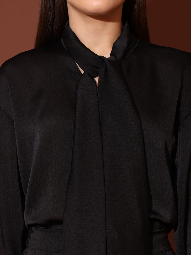 Women's Black Solid Silk Blend Tie-Up Stylized Co-Ords