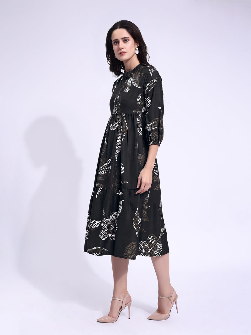 Women's Black Fit & Flared Midi Puff Sleeve Dress