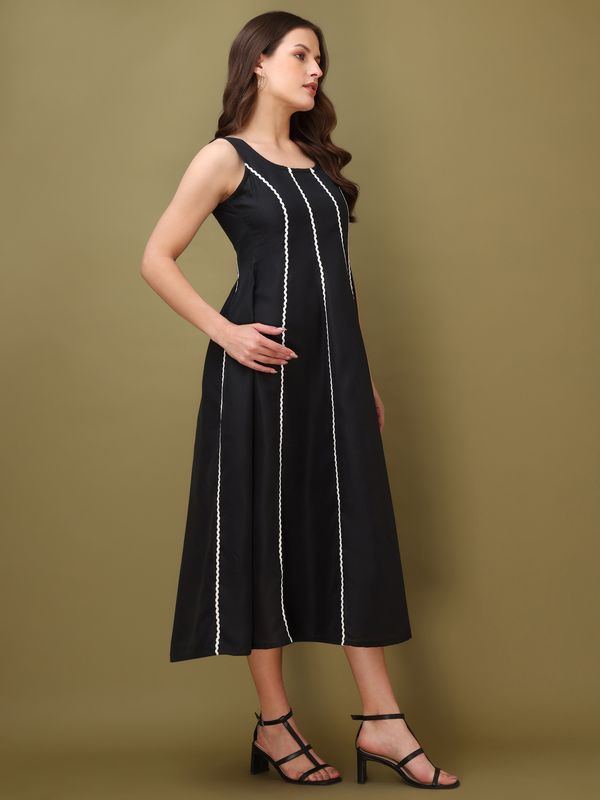 Women Flared Maxi Sleeveless Black Dress