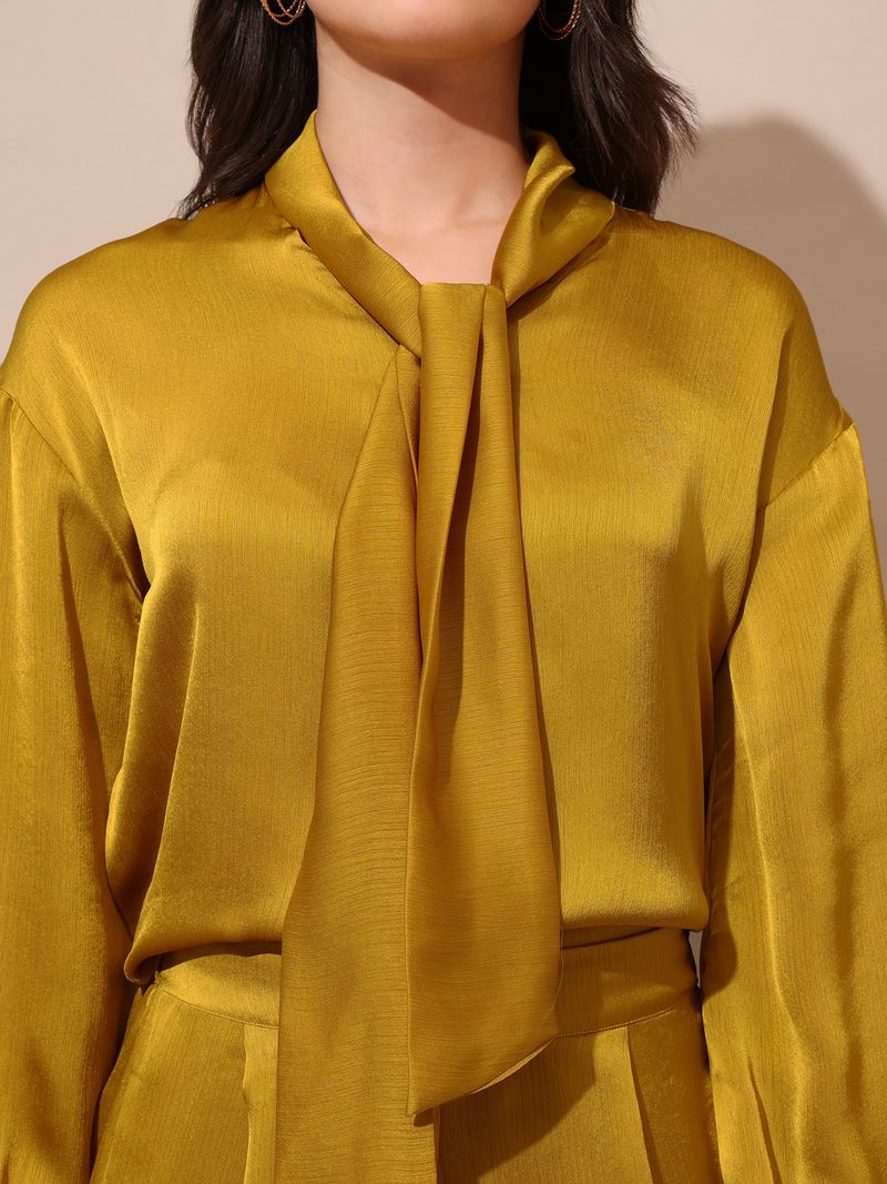 Women's Yellow Solid Silk Blend Tie-Up Stylized Co-Ords