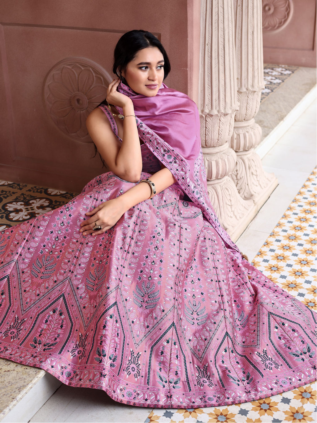 Kanjivaram Lehenga Choli Pink Woven Motifs