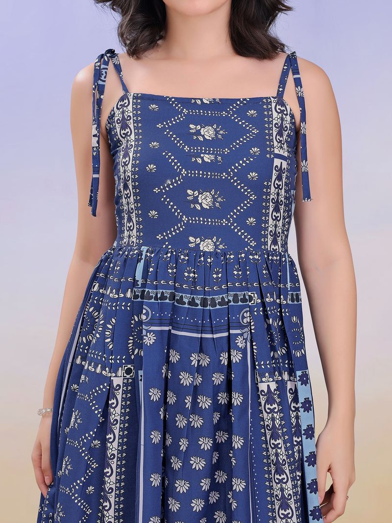 Women's Printed Fit and Flare Square Sleeveless Blue Dress