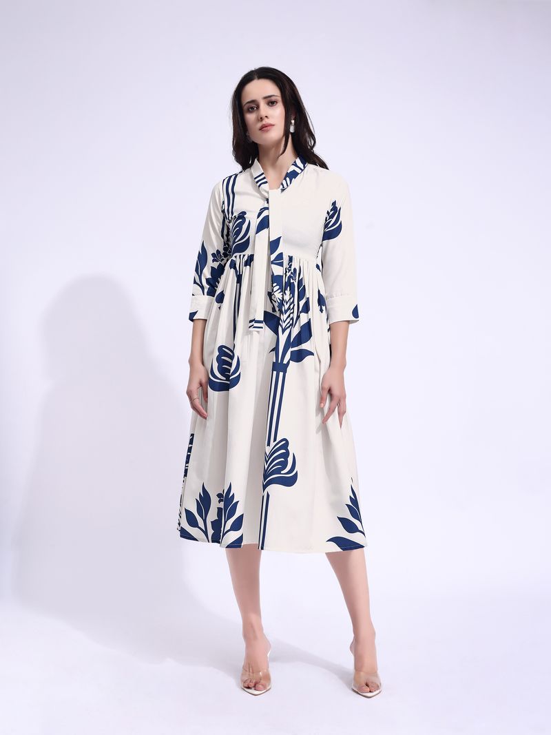 Women's Off White Fit & Flared Midi Regular Sleevee Dress