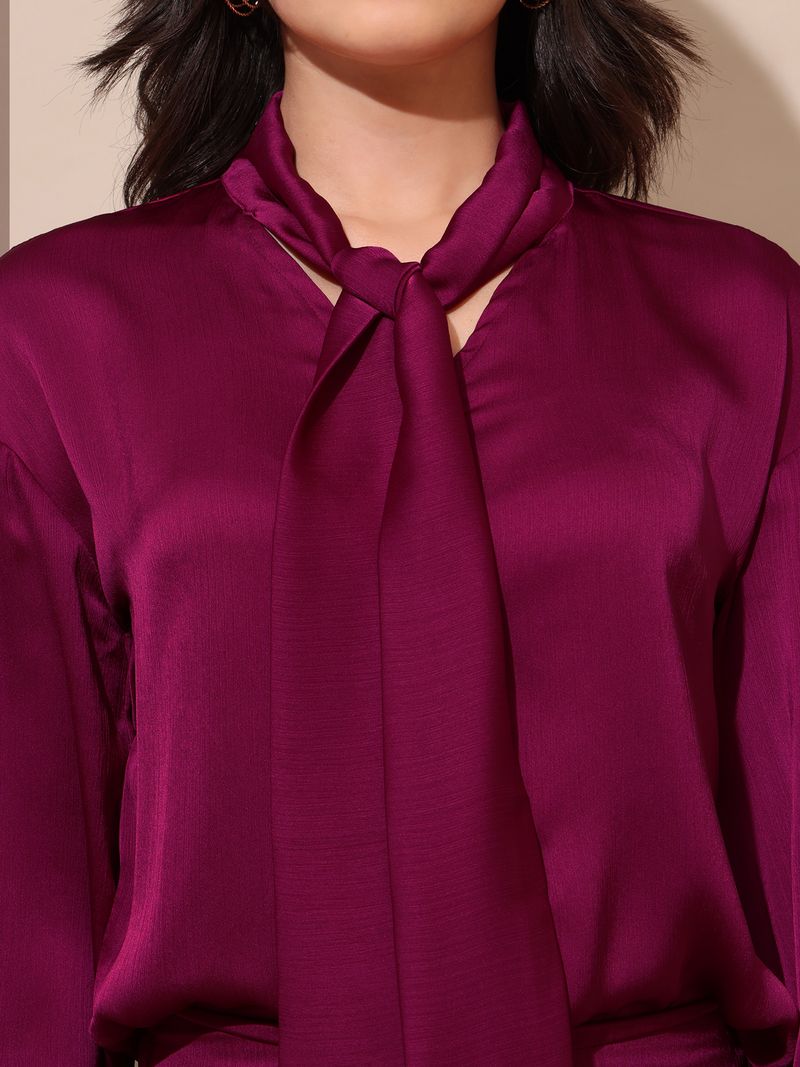 Women's Magenta Solid Silk Blend Tie-Up Stylized Co-Ords