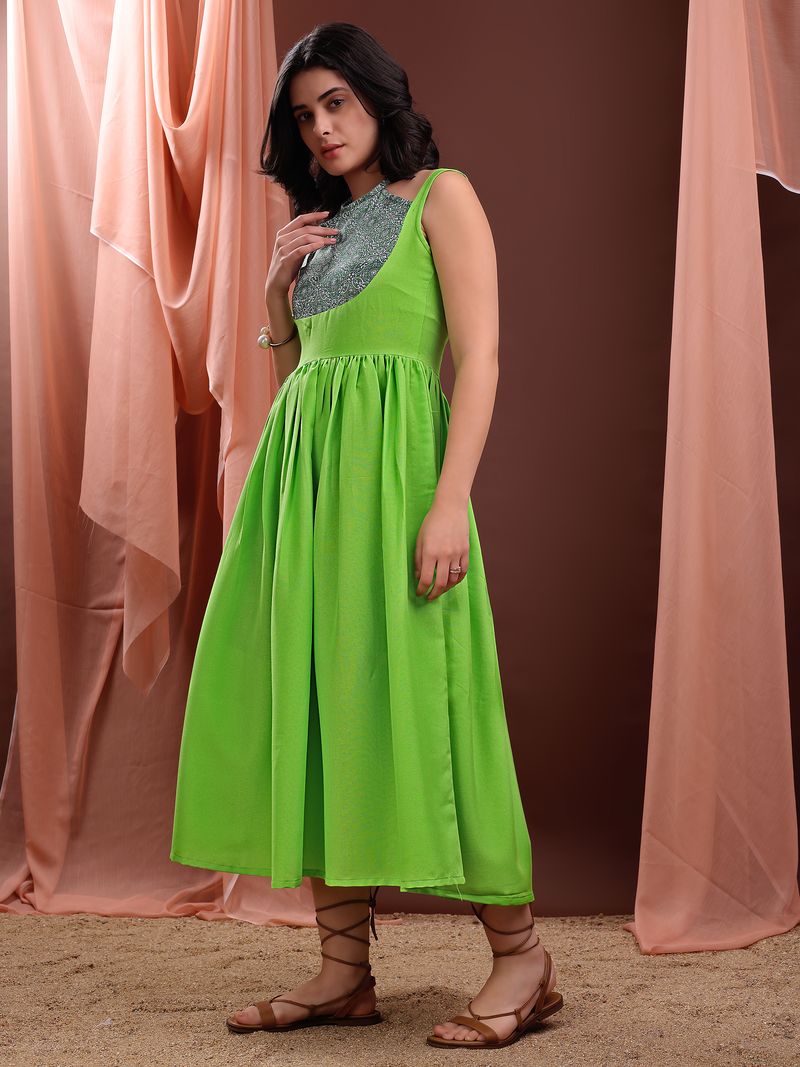 Women's Green Fit & Flared Midi Cotton Blend Dress