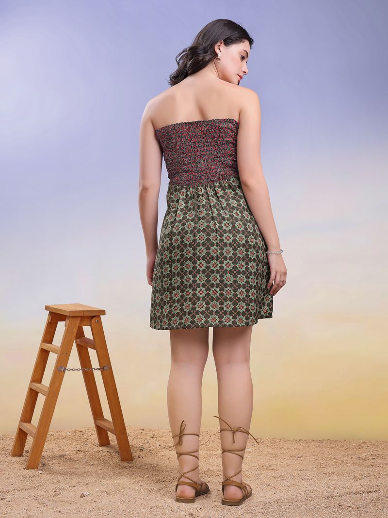 Women's Green Fit & Flared Sleeveless Dress