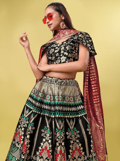 Women Black Embellished  Lehenga